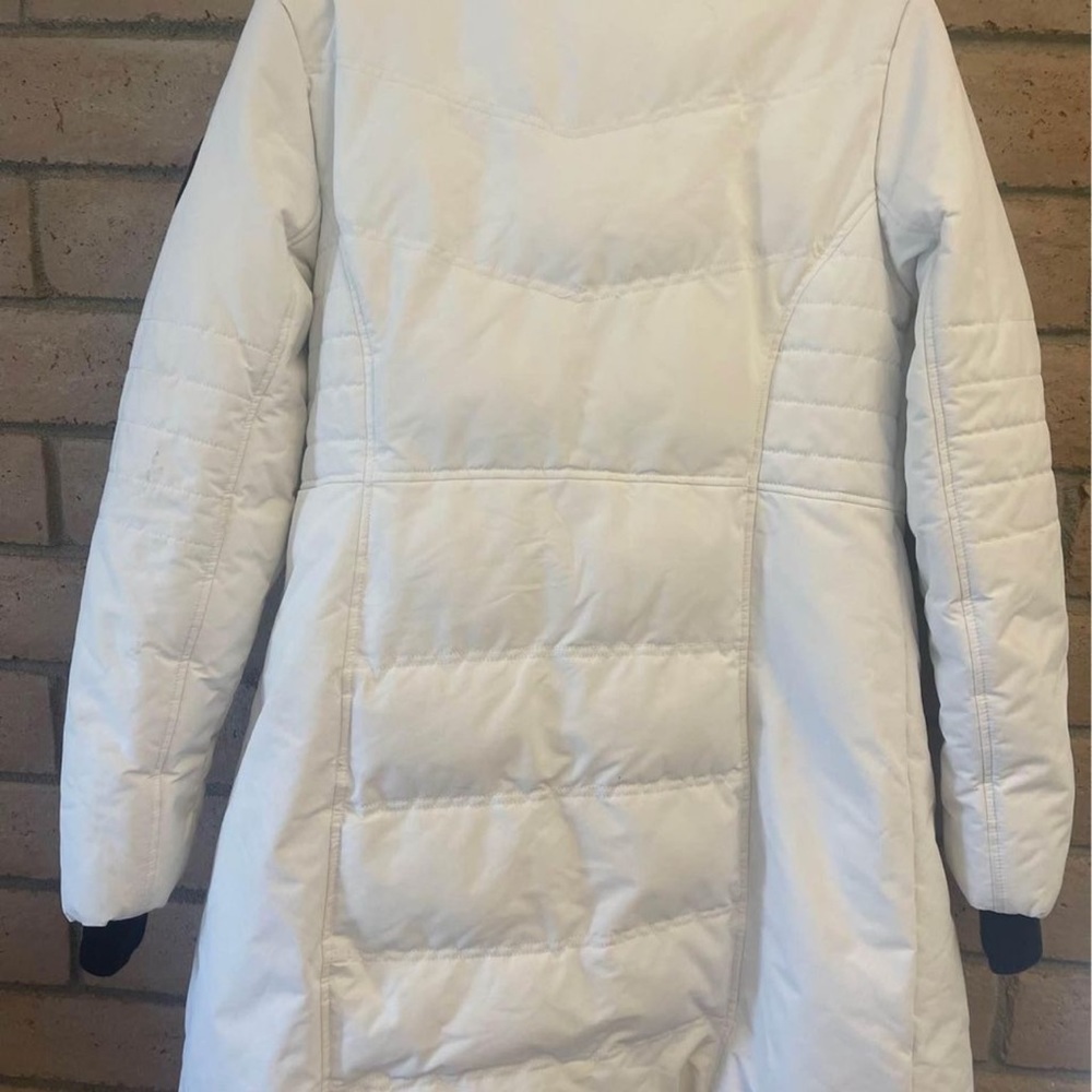 Noize White Parka Size Large - image 2